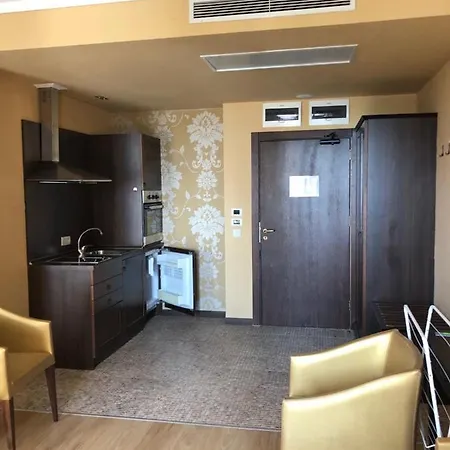 Private Apartment In Barcelo Royal Beach Apartman Napospart